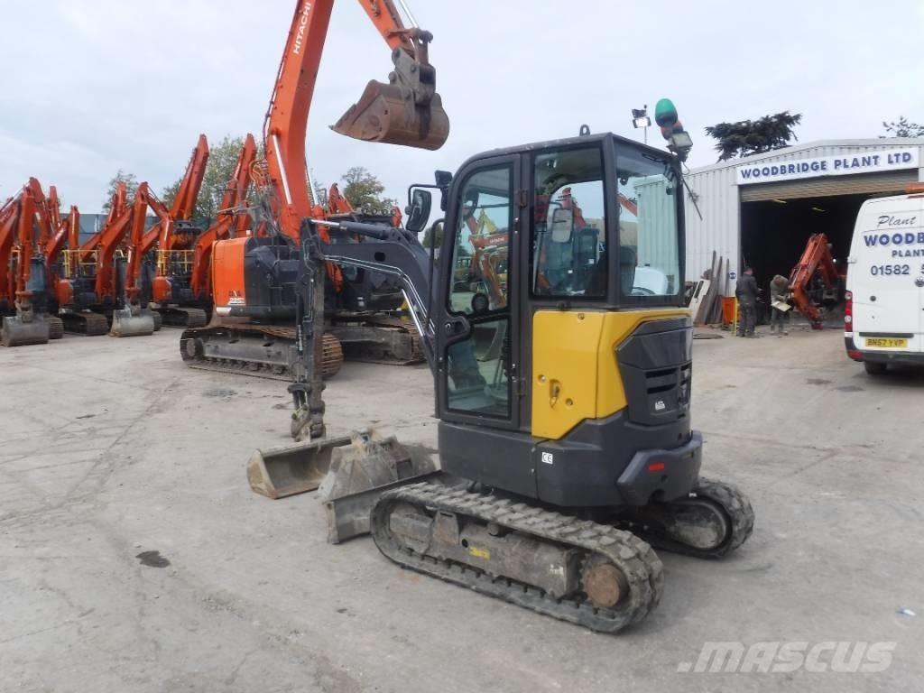 Volvo ECR 25 D 小型挖土機/掘鑿機<7t(小型挖掘機)