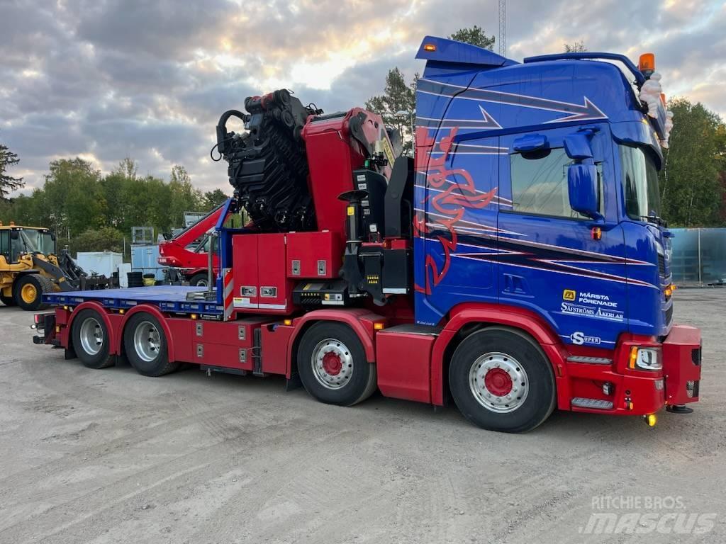 Scania R 560 起重機卡車