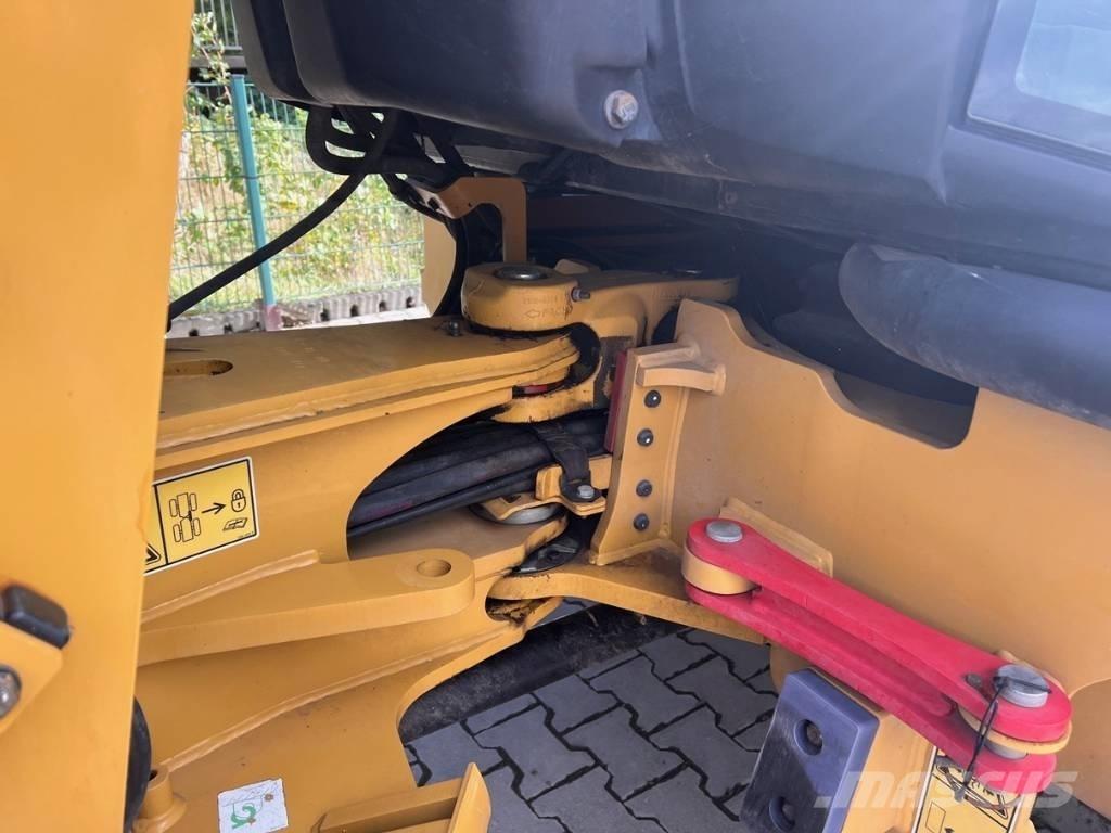 CAT 908M Radlader 輪胎式裝載機