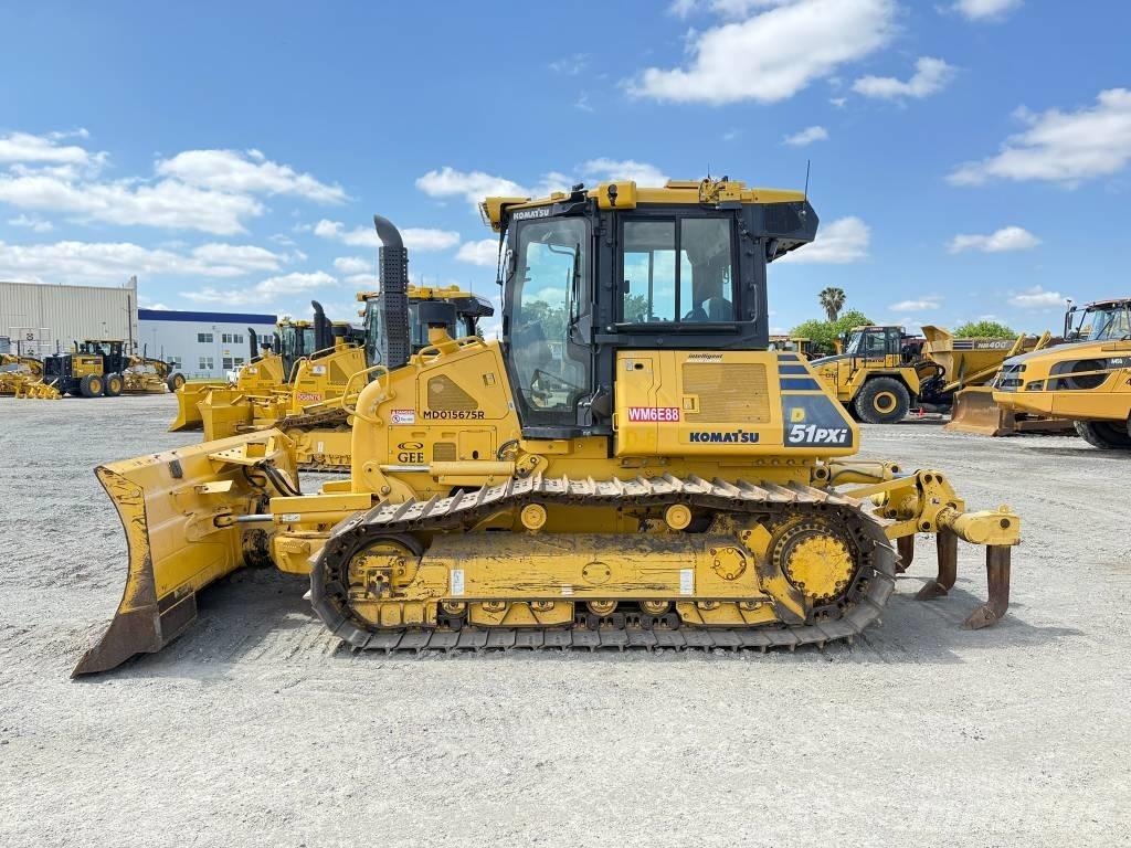 Komatsu D51PXi-24 履帶推土機