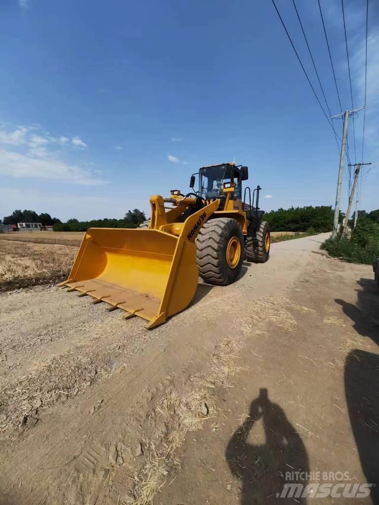 Komatsu WA 470-3 輪胎式裝載機