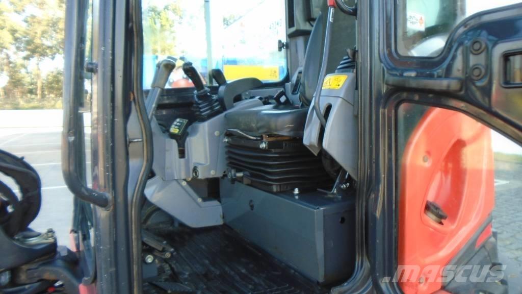 Kubota U 55-4 小型挖土機/掘鑿機<7t(小型挖掘機)