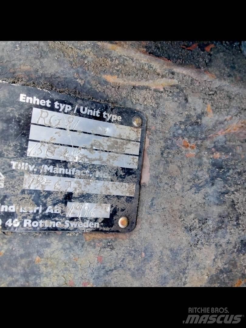 Rottne RG81 運送起重機