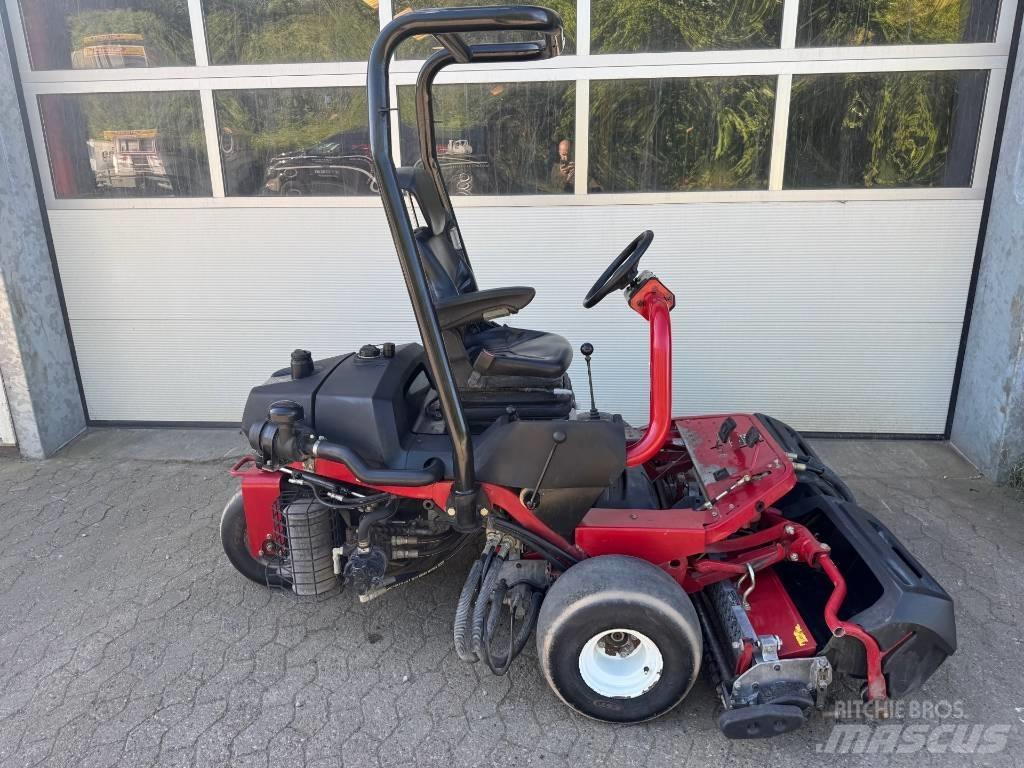 Toro 3250D 果嶺割草機