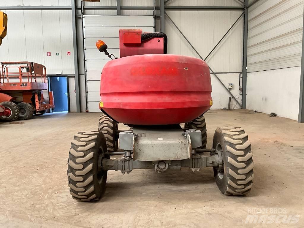 Manitou 160 ATJ 曲臂高空作業車
