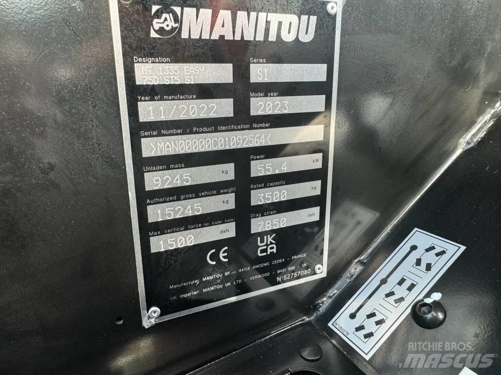 Manitou MT 1335 伸縮臂操作車