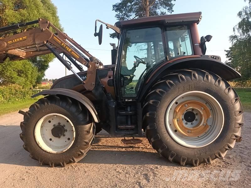 Valtra N 141 曳引機