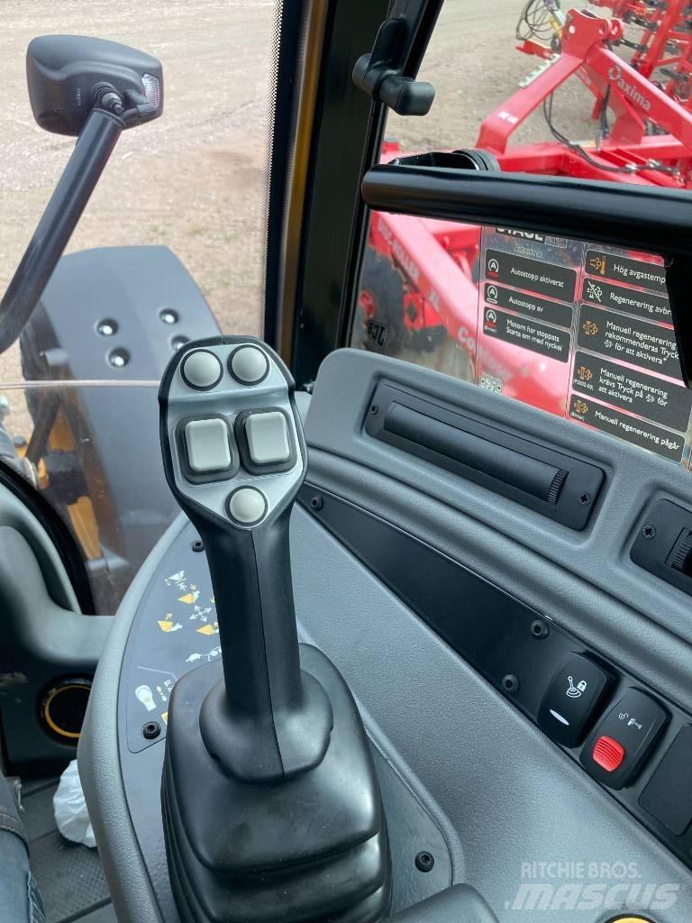 JCB 409 輪胎式裝載機