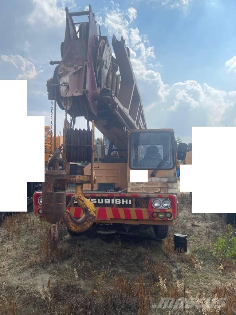 Hyundai HC 50 履帶式起重機