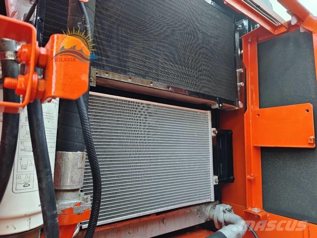 Doosan DX 300 LC 履帶式 挖土機/掘鑿機/挖掘機