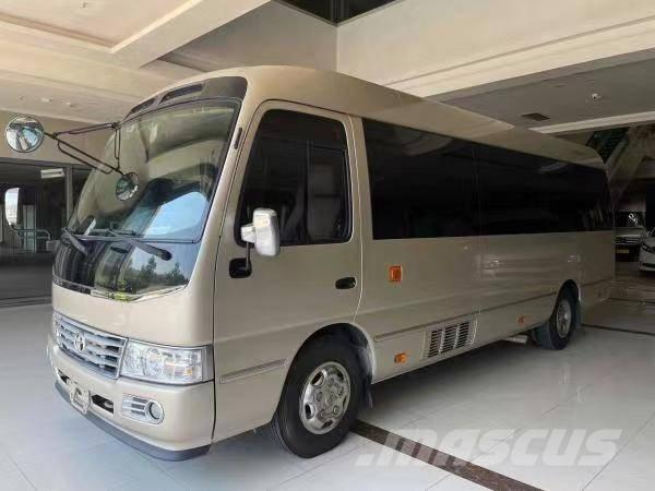 Toyota Coaster Bus 迷你巴士