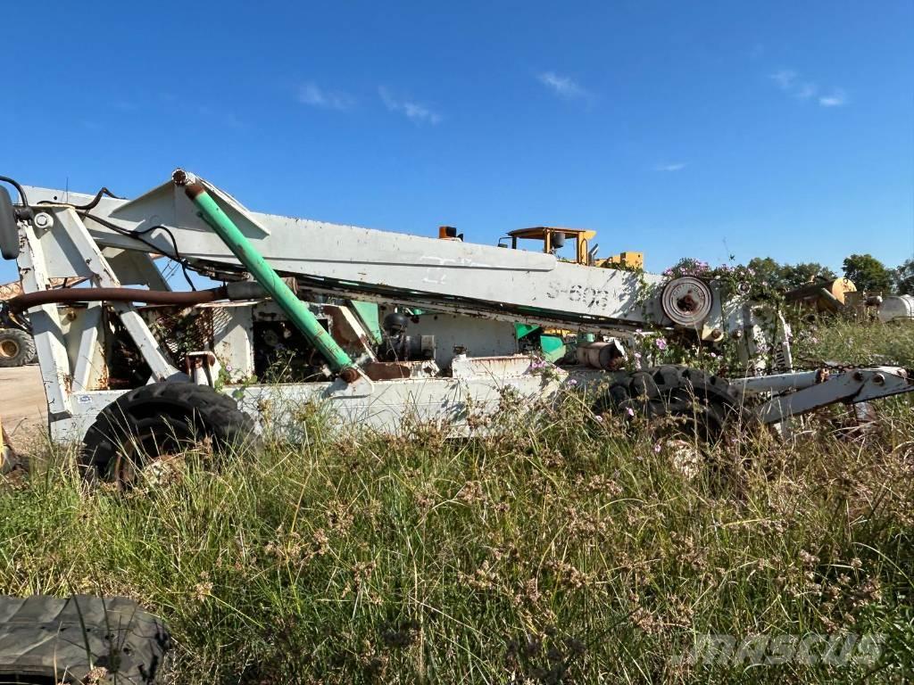 Terex SS 1048 伸縮臂操作車