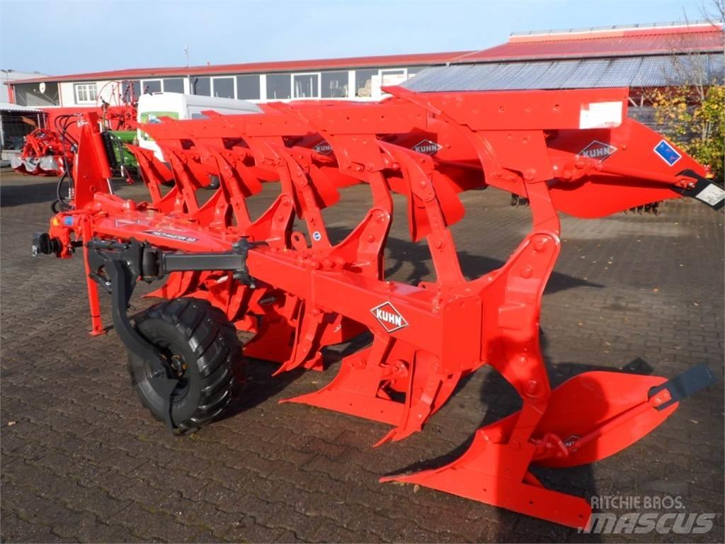 Kuhn MM 153 5 犁