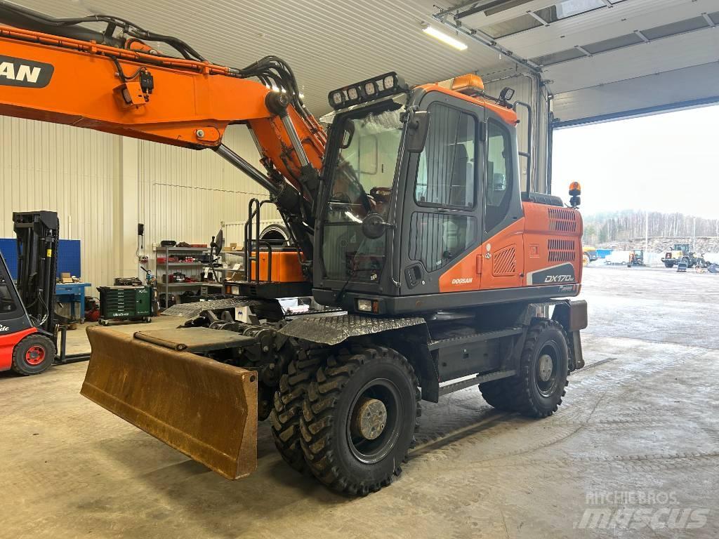 Doosan DX170W-5 旋轉式挖土機/掘鑿機/挖掘機