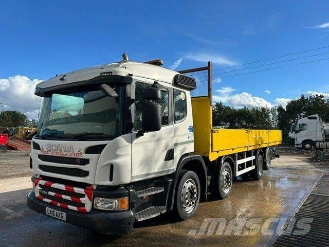 Scania P 320 平板式/側卸式卡車