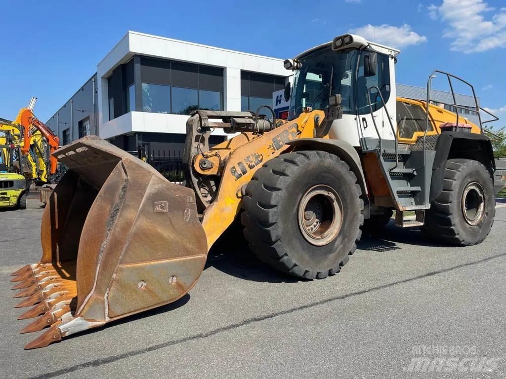 Liebherr L566 | A/C 輪胎式裝載機