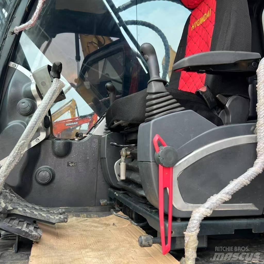 Hyundai 220LC-9S 中型挖土機/掘鑿機/挖掘機 7t-12t