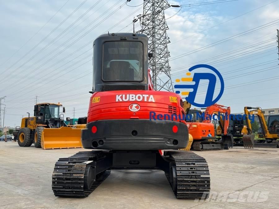 Kubota U 55 小型挖土機/掘鑿機<7t(小型挖掘機)