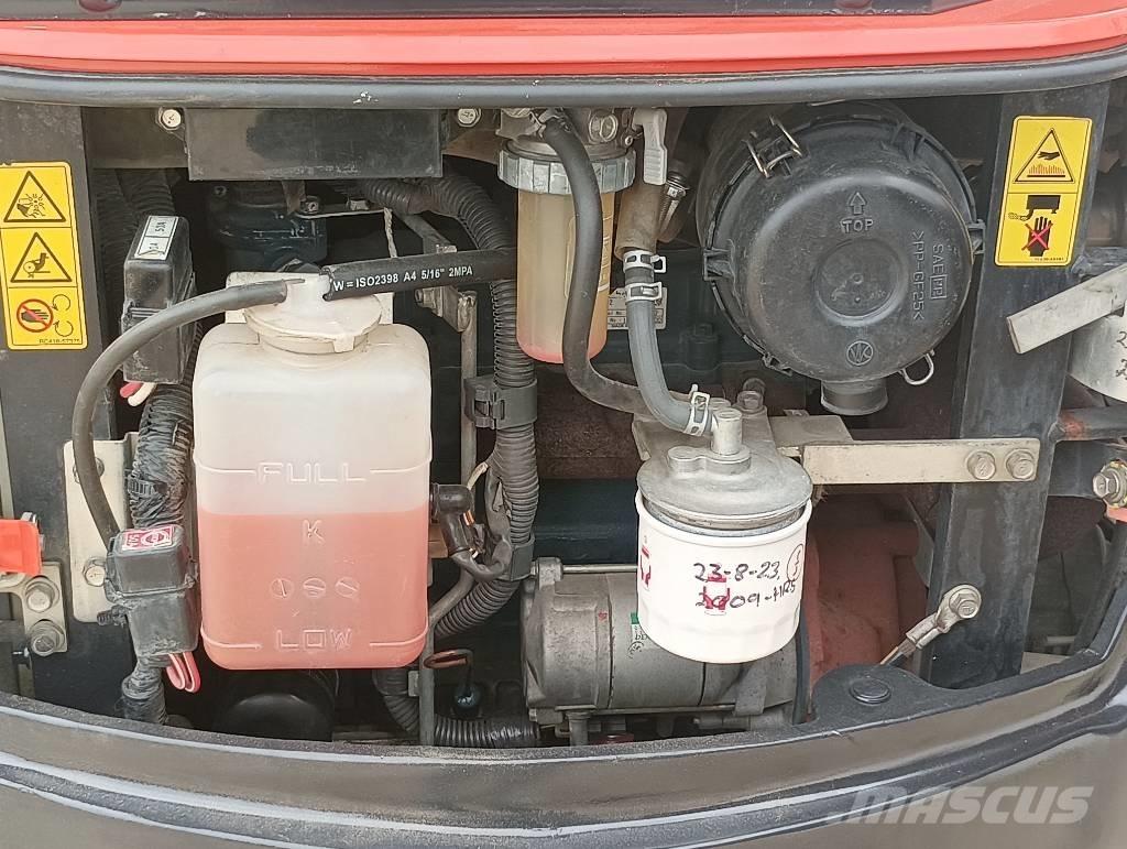 Kubota U 17-3 小型挖土機/掘鑿機<7t(小型挖掘機)