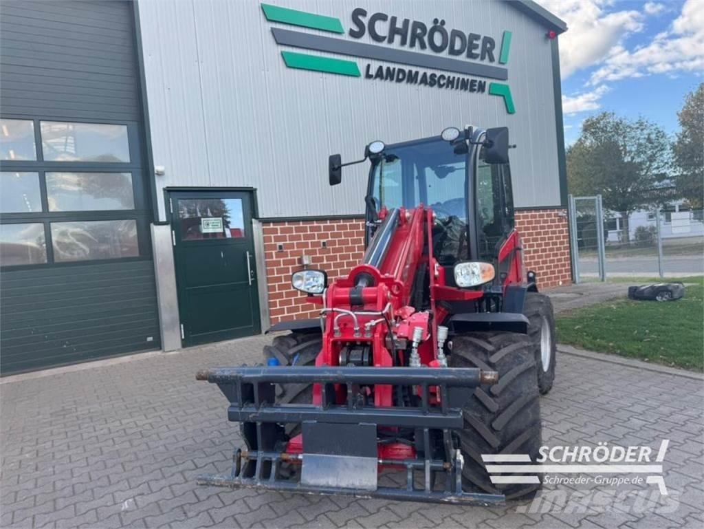 Schäffer 3650 T 輪胎式裝載機