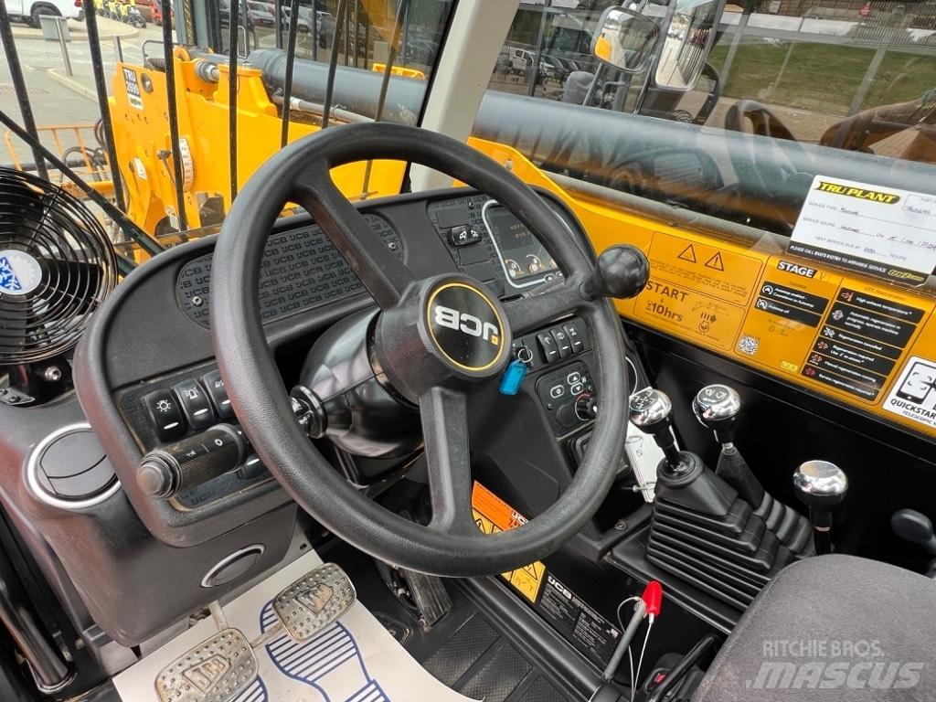 JCB 540-180 伸縮臂操作車