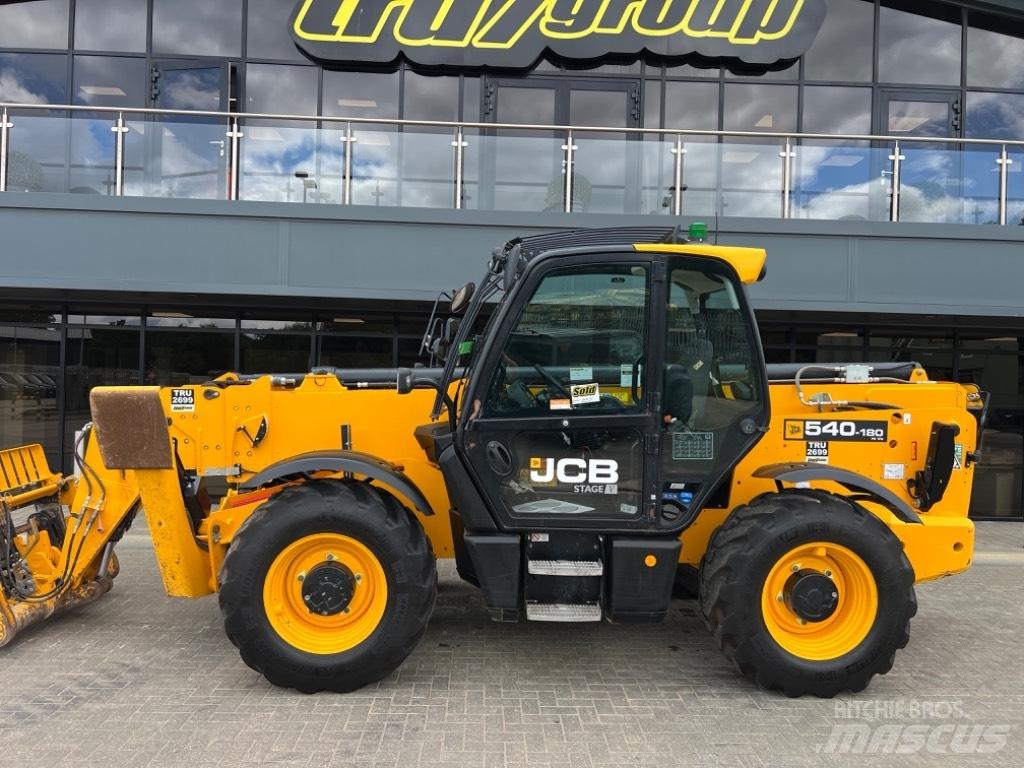 JCB 540-180 伸縮臂操作車