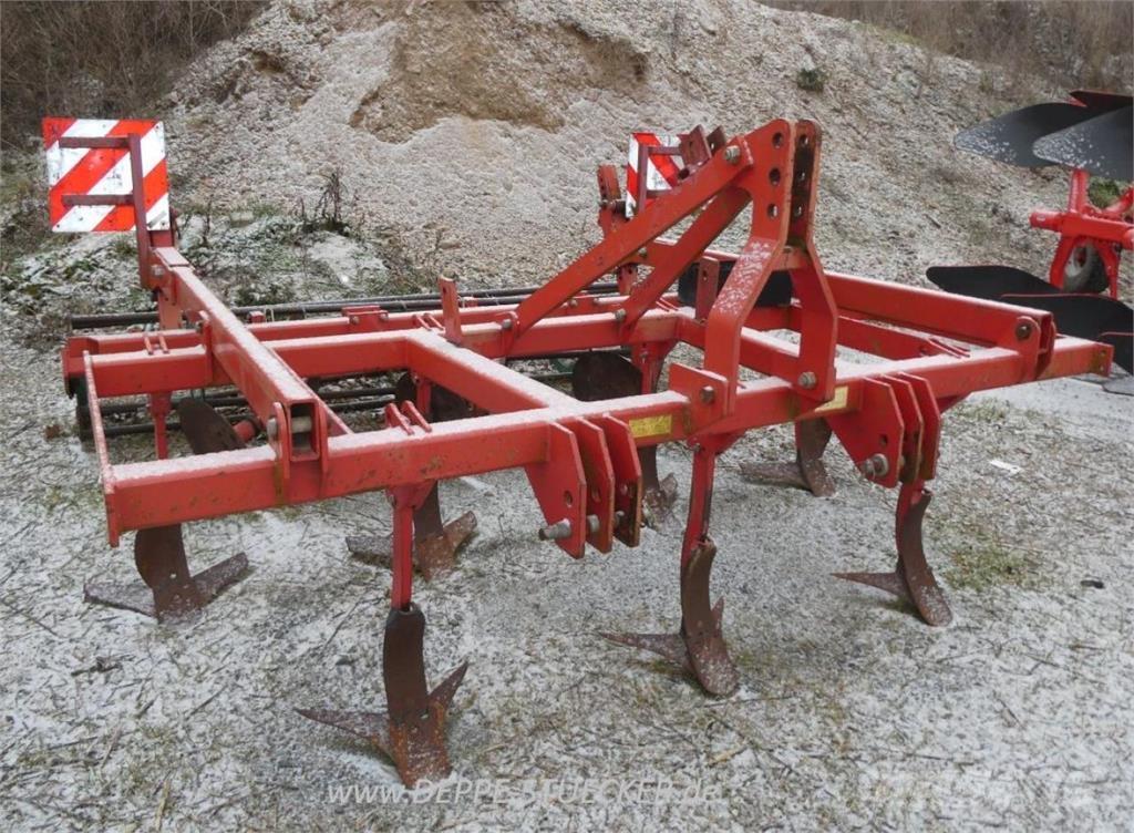 Kverneland CCL 300 中耕管理機