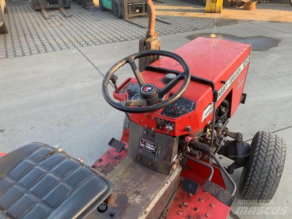 Massey Ferguson 1010 曳引機