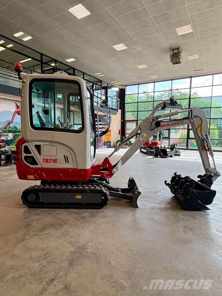Takeuchi TB 216 小型挖土機/掘鑿機<7t(小型挖掘機)