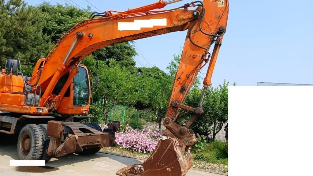 Doosan DX 210 W 旋轉式挖土機/掘鑿機/挖掘機