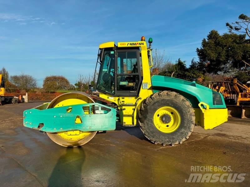 Ammann ASC 110 單輪滾壓機
