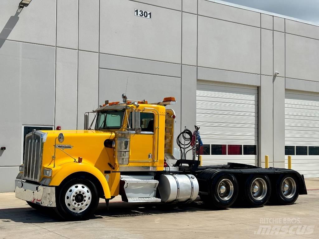 Kenworth W 900 曳引機組件