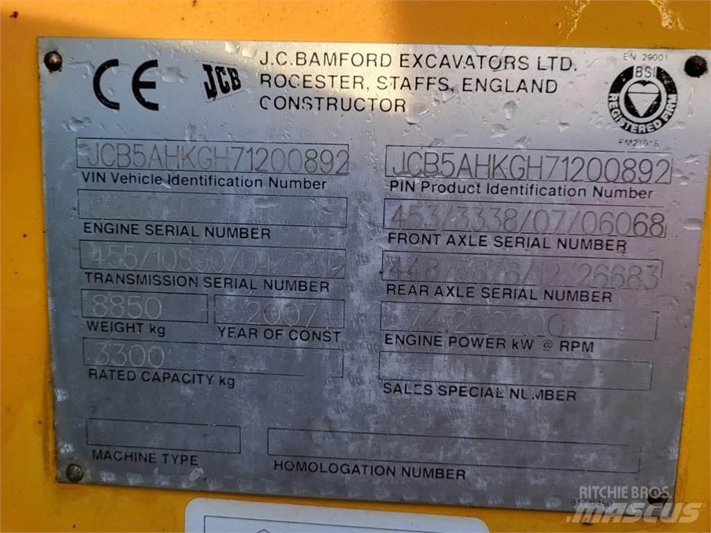 JCB 533-105 伸縮臂高空作業車