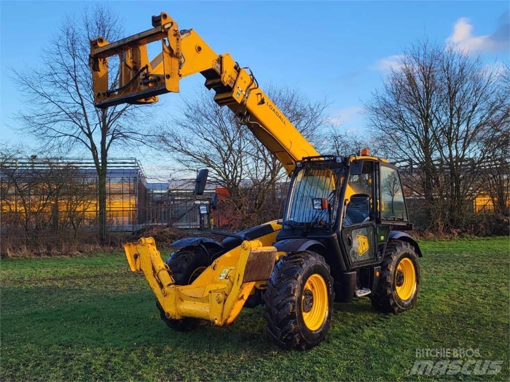 JCB 533-105 伸縮臂高空作業車
