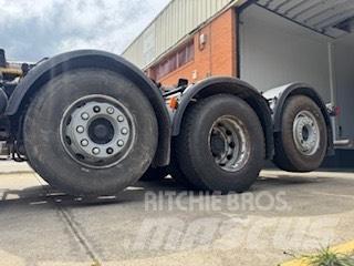 Volvo FM 460 吊鉤式起重車