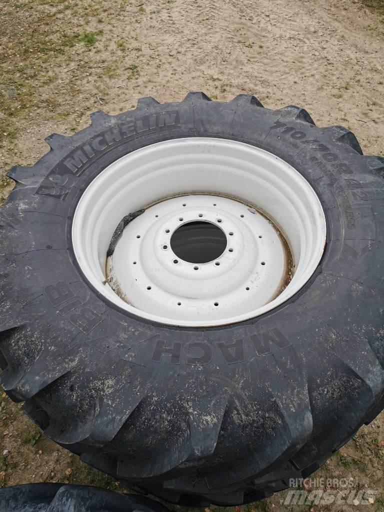  710/70R42 Michelin 輪胎、車輪和輪圈