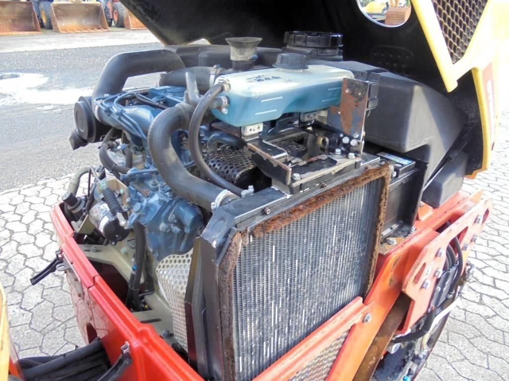 Dynapac CC 1100 雙輪滾壓機