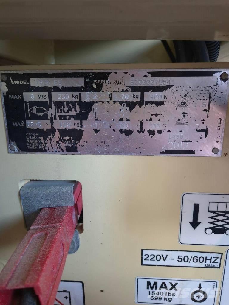 JLG 1930 ES 剪式升降機