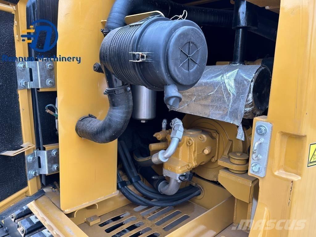 CAT 306E with rubber 小型挖土機/掘鑿機<7t(小型挖掘機)