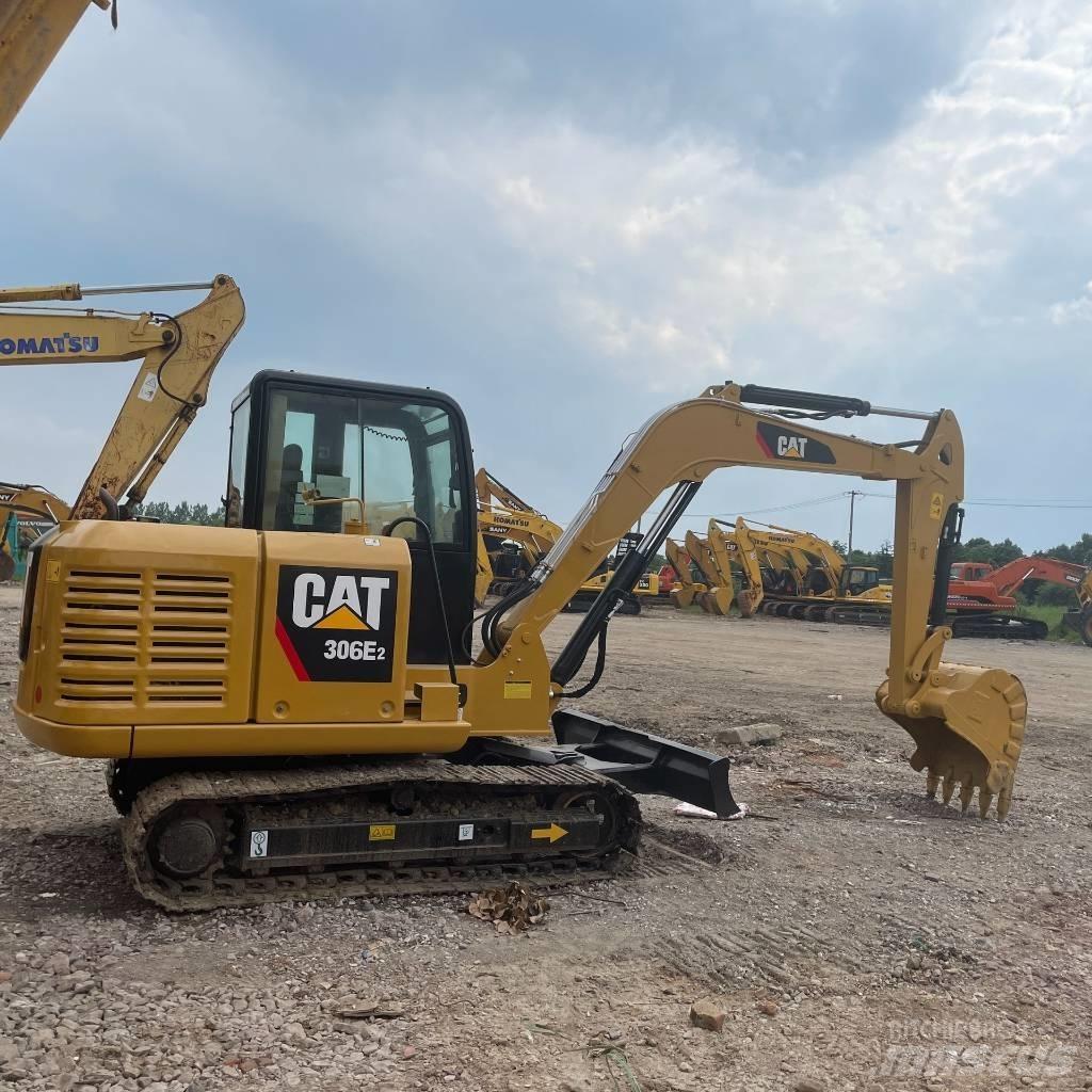 CAT 306E2 小型挖土機/掘鑿機<7t(小型挖掘機)