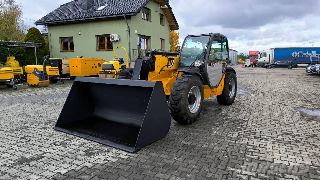 Manitou MT 932 伸縮臂操作車