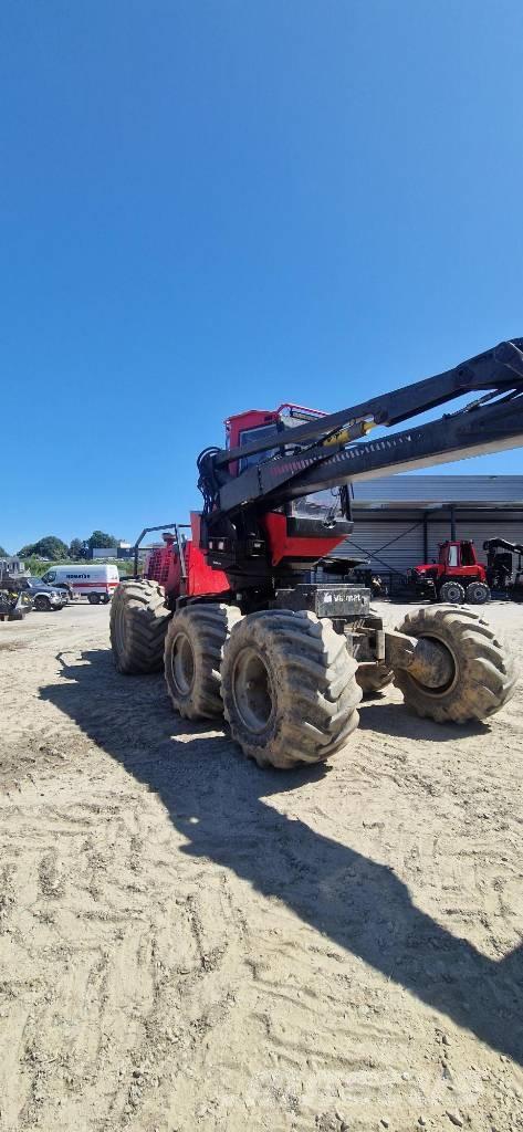 Komatsu 931 收穫機