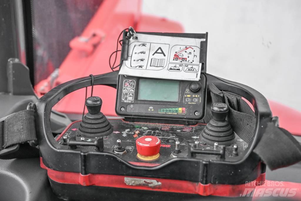 Manitou MRT 2550 伸縮臂操作車
