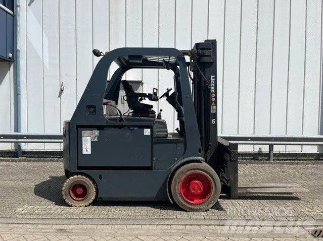 Carer Z70KN 電動堆高機