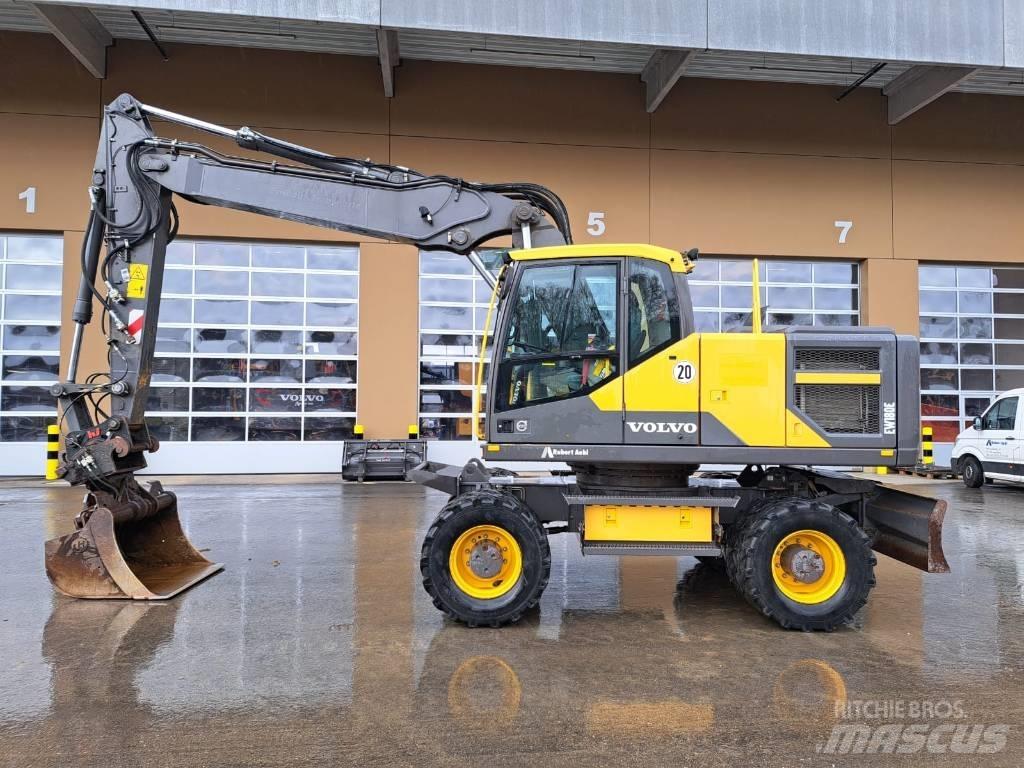 Volvo EW180E 旋轉式挖土機/掘鑿機/挖掘機
