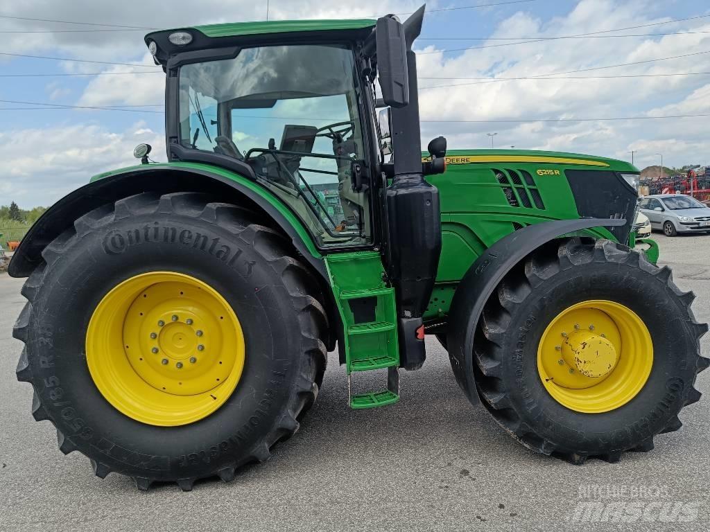John Deere 6215 R 曳引機