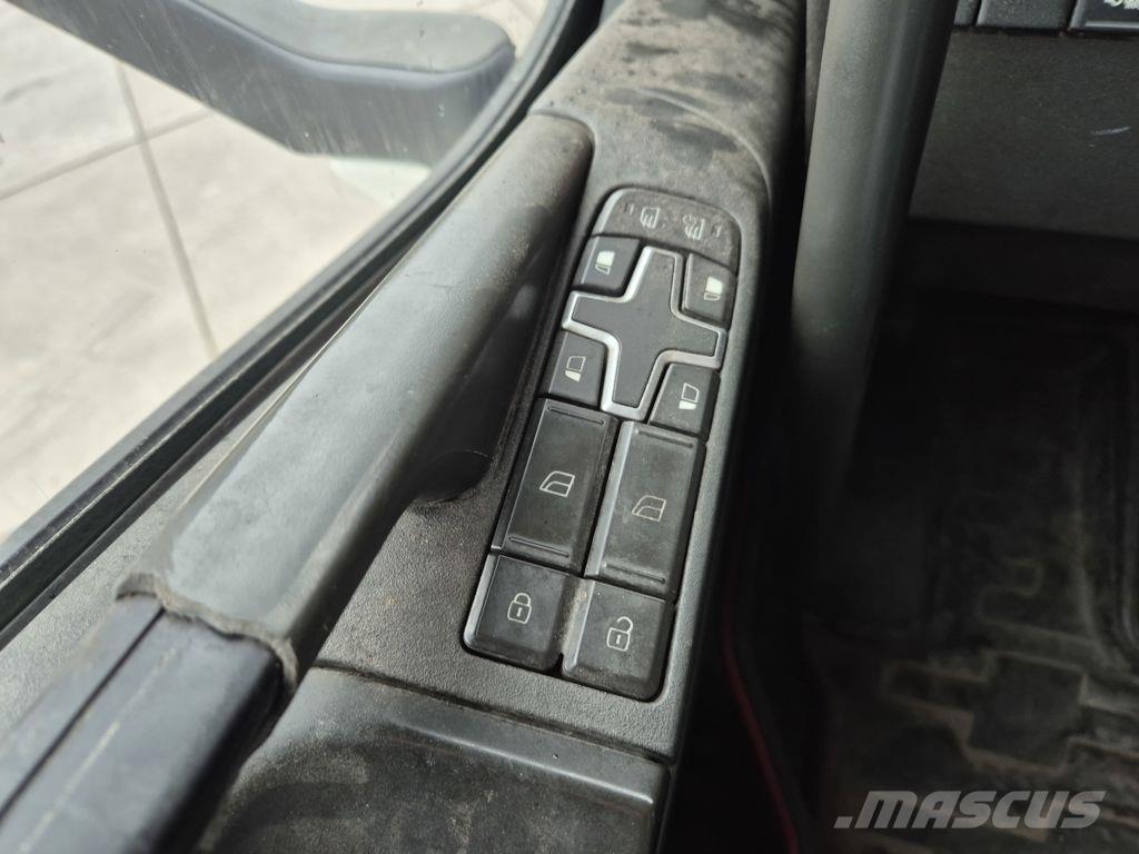 Volvo FH 曳引機組件