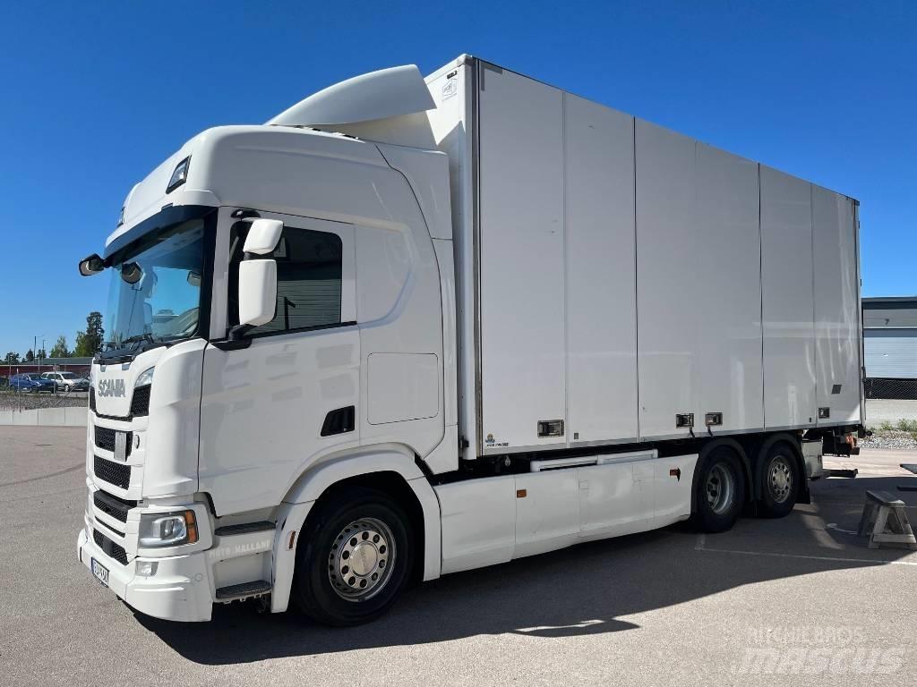 Scania R450B6X2*4NB 溫控卡車