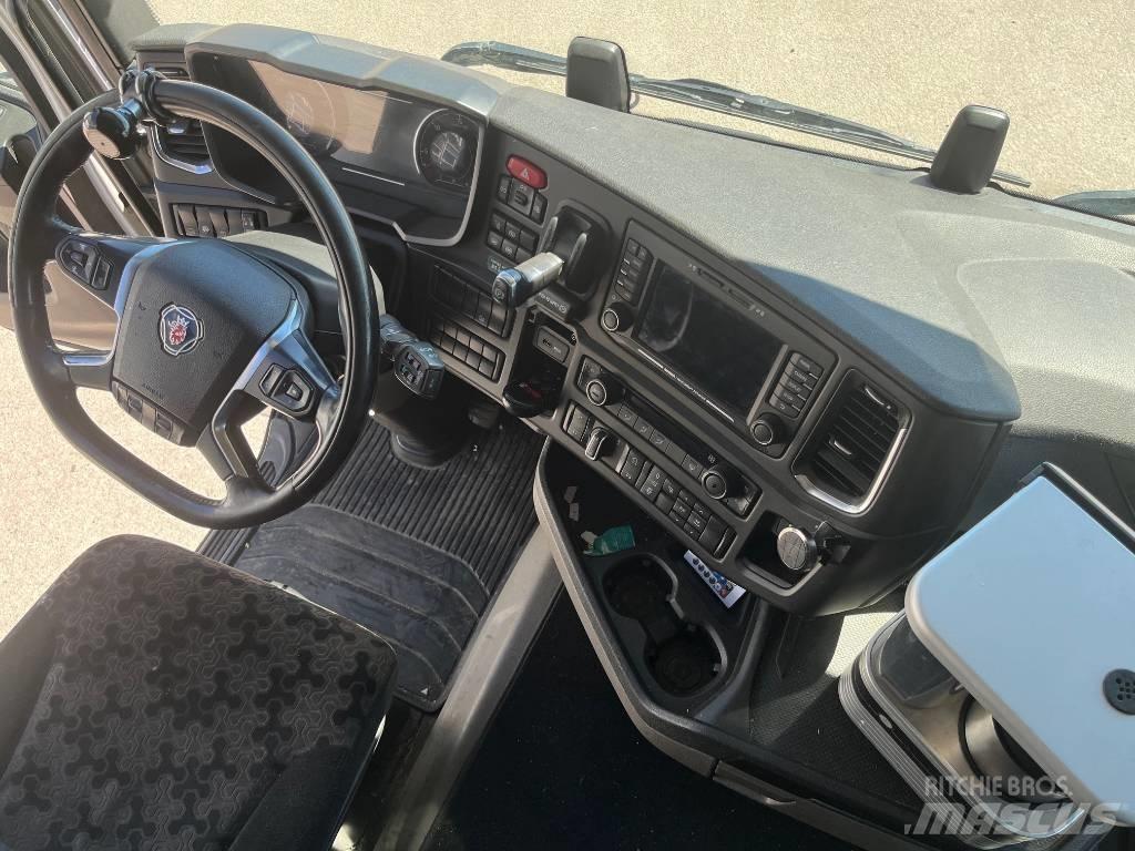 Scania R450B6X2*4NB 溫控卡車