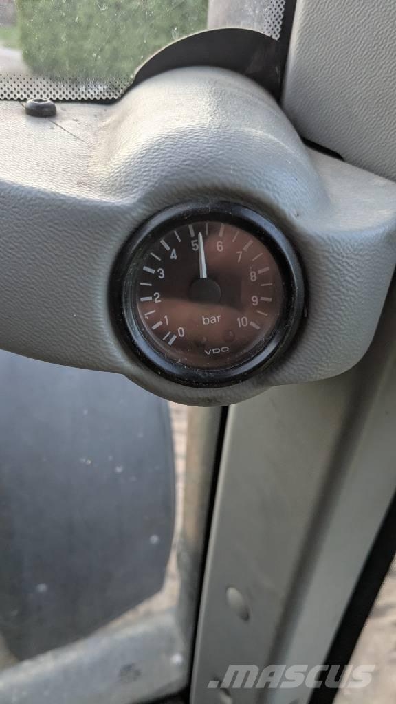 CLAAS Ares 697 ATZ 曳引機